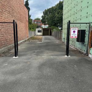 Opslagplaats poort open